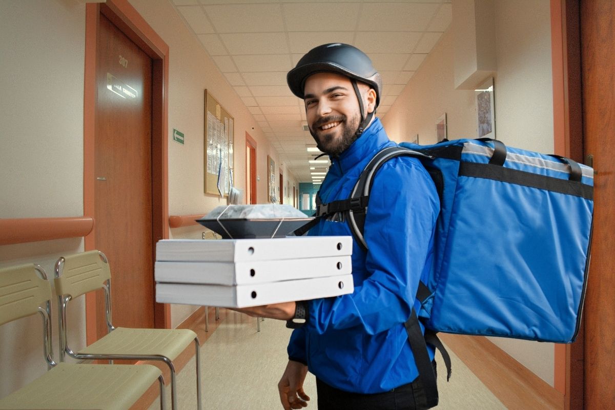 food delivery guy in hospital